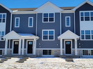 6641 Linden Trl, Wonder Lake, IL 60097