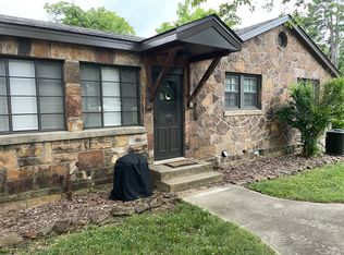 1283 W Hendrix St, Fayetteville, AR 72703