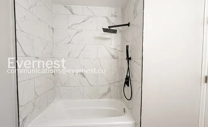 3250 Cloverwood Dr — Photo 16
