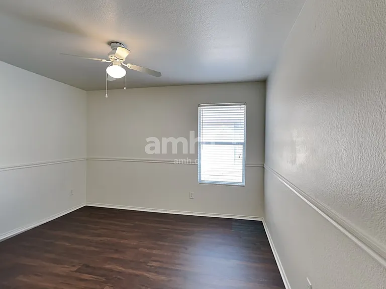 1101 Eagle Claw Dr — Photo 14