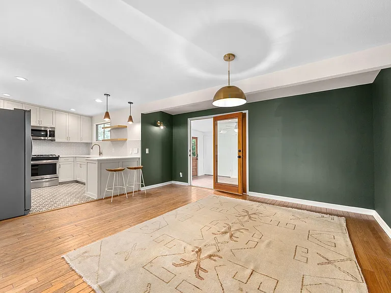 2618 Pembrook Trl — Photo 8