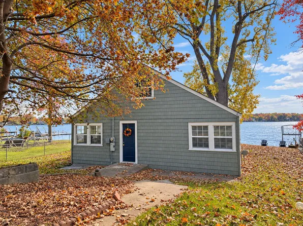 1914 Forest Dr, Portage, MI 49002