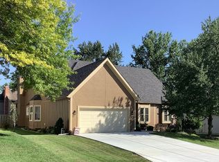 12329 Walmer St, Overland Park, KS 66209