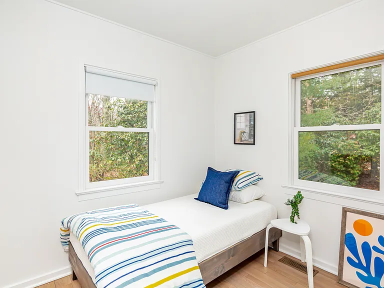 96 Springy Banks Rd — Photo 19