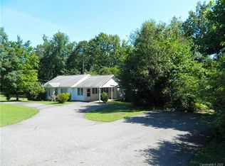 1752 Cove Rd, Rutherfordton, NC 28139
