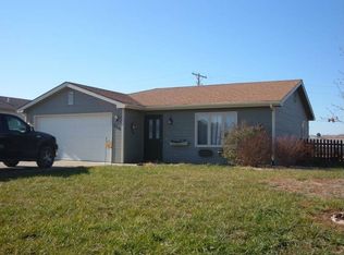 510 Clydesdale Dr, Ogden, KS 66517