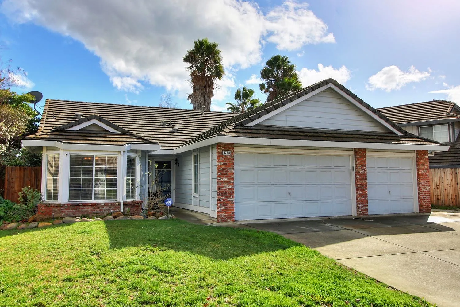 4758 Careo Dr photo 1