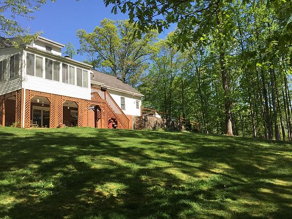 5th image of 104 Knoll Ct