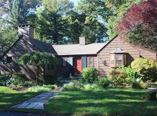 267 Ridgewood Rd, West Hartford, CT 06107