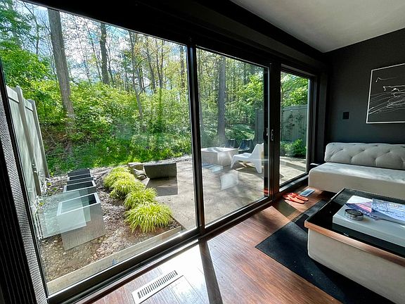 2nd image of 6816 E Old Royalton Rd #3