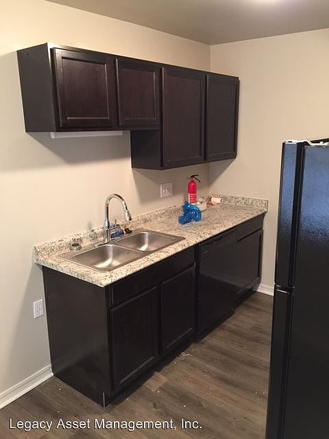 1320 N Oakland Ave Fayetteville Ar Apartment For Rent
