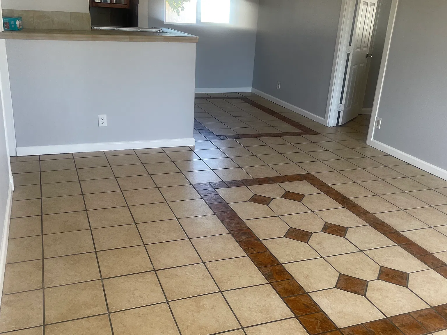4 bed, 1800 sqft, $4,000 — Photo 3