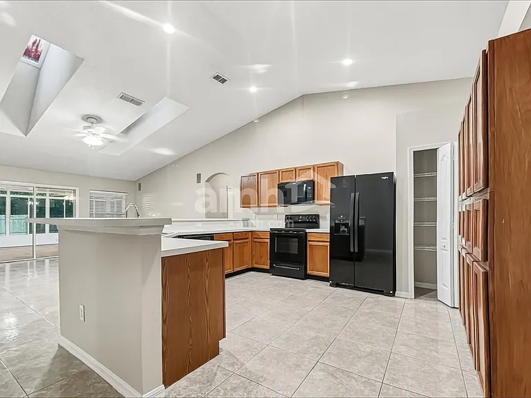9640 Clinton Corners Dr — Photo 4