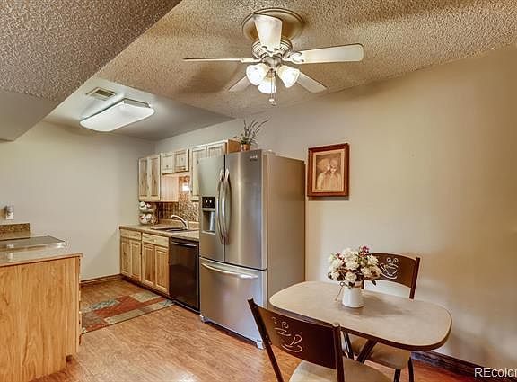 4th image of 1608 Cottonwood Dr APT 15