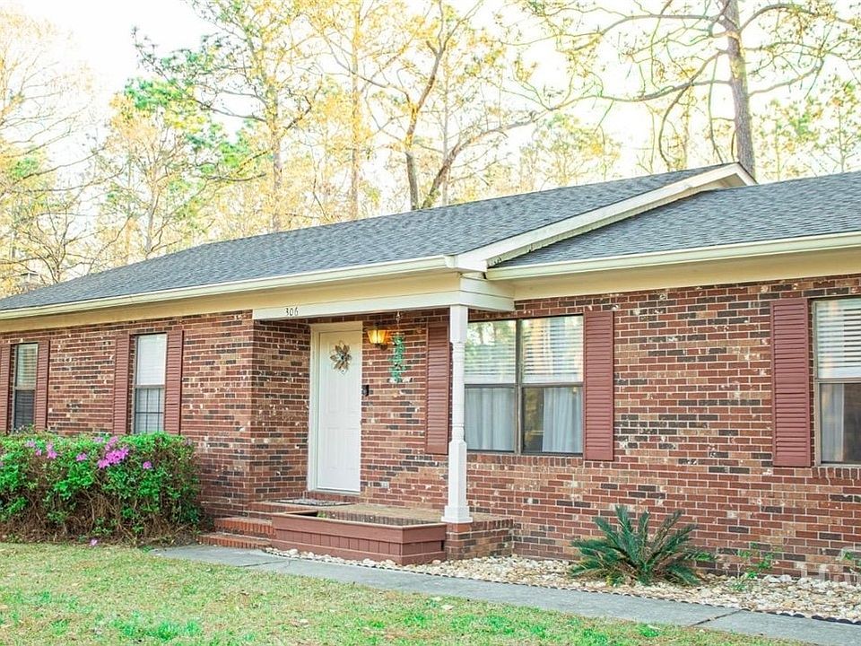 1st image of 306 Meadowlark Circle