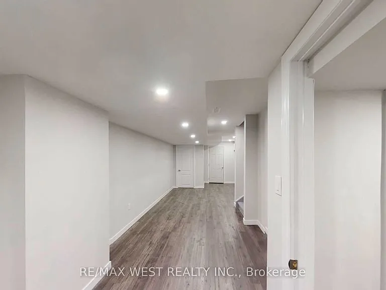 26 Hines St — Photo 31