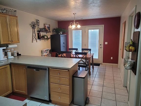 5th image of 438 Pheasant Ridge Dr APT C