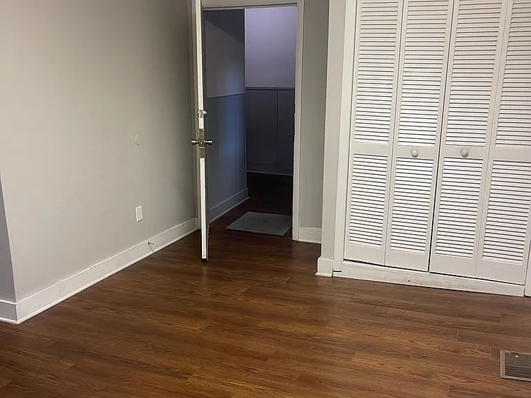29 N East Street — Photo 4