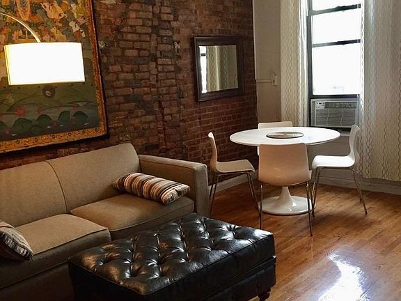 2nd image of 200 W 20th St #1D