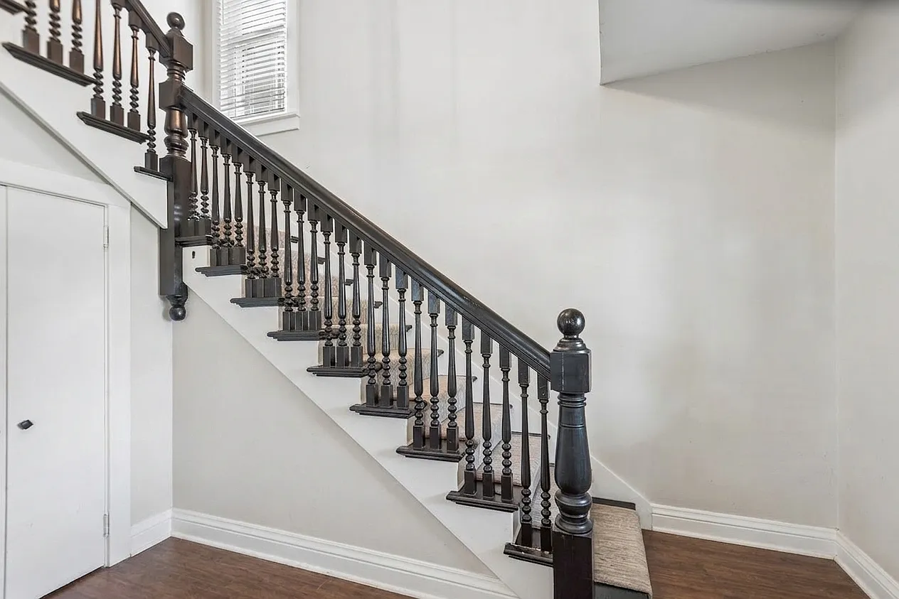 4 bed, 2832 sqft, $4,000 — Photo 4