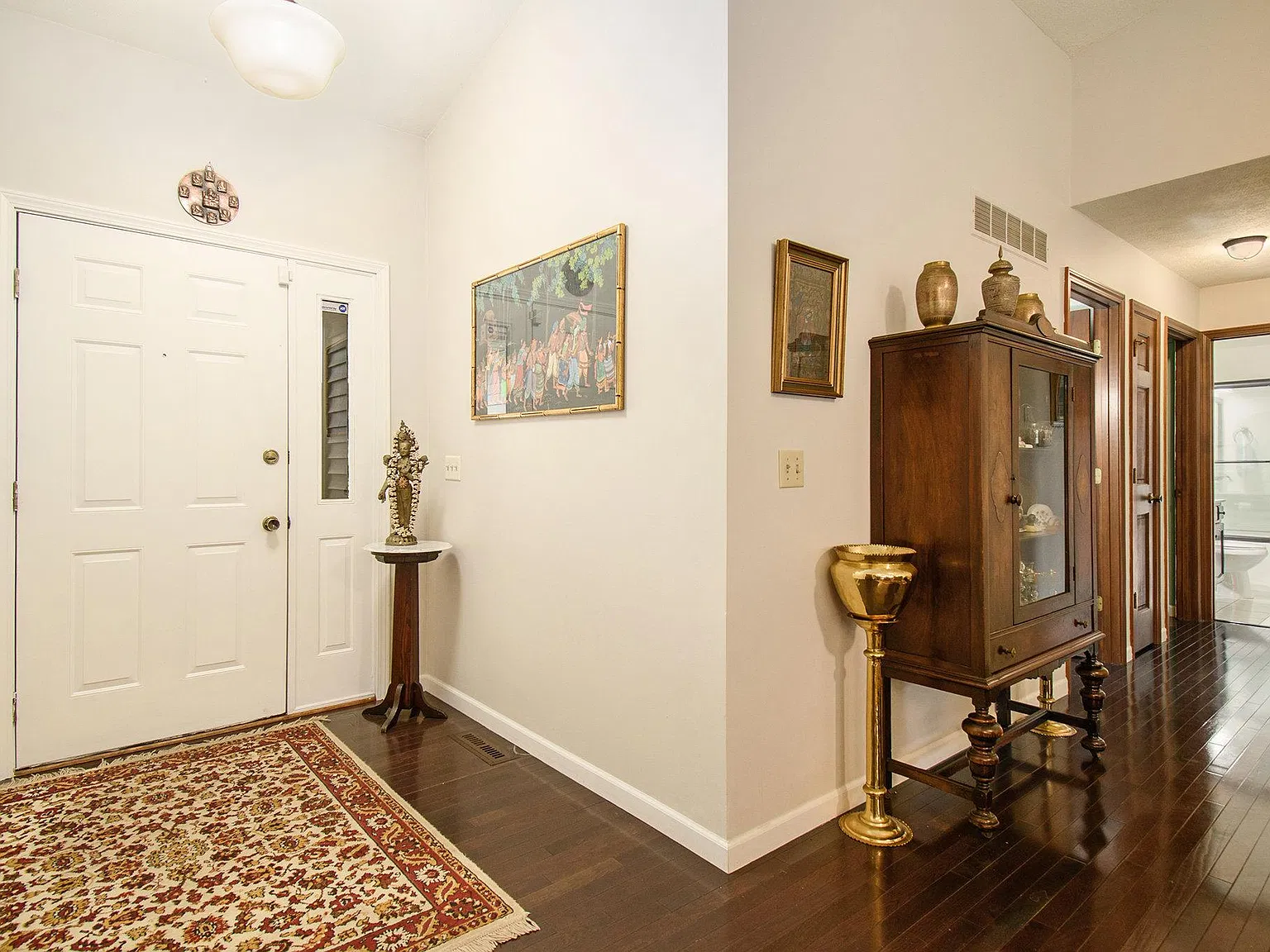 5516 Trippel Dr — Photo 4