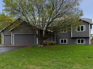 4525 S Hay Lake Rd, Eagan, MN 55123