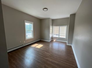 664 Plainfield St FLOOR 2, Providence, RI 02909