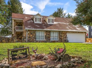 1189 Deerfield Way, La Follette, TN 37766