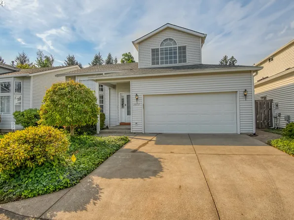 20117 NE Halsey St, Fairview, OR 97024