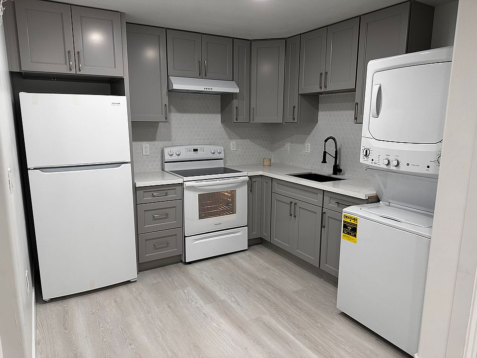 1st image of 3033 Northrop Ave
