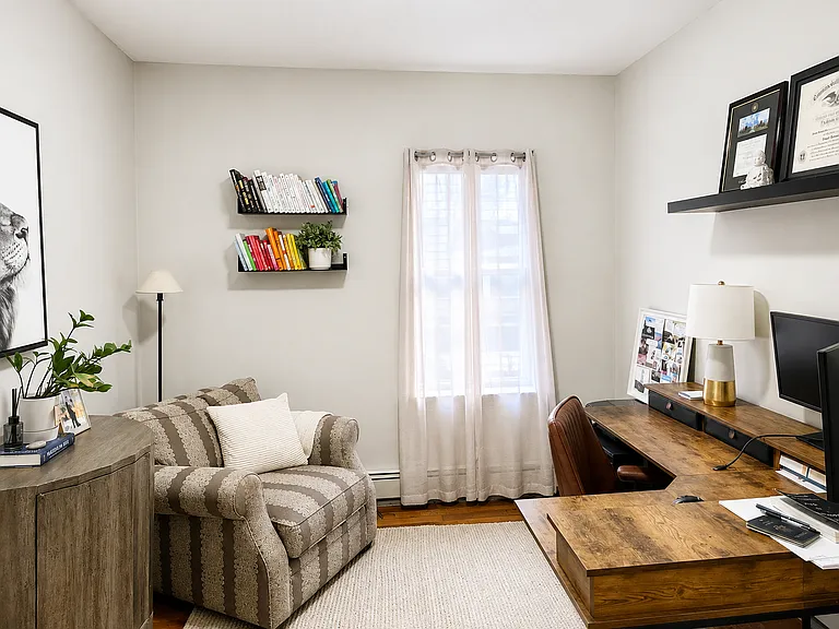 5 Peters St #1 — Photo 5