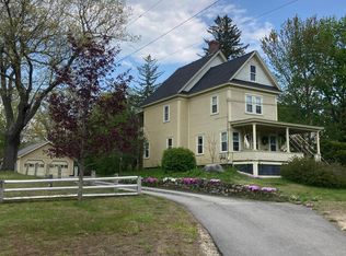 13 Penacook Rd #B, Contoocook, NH 03229