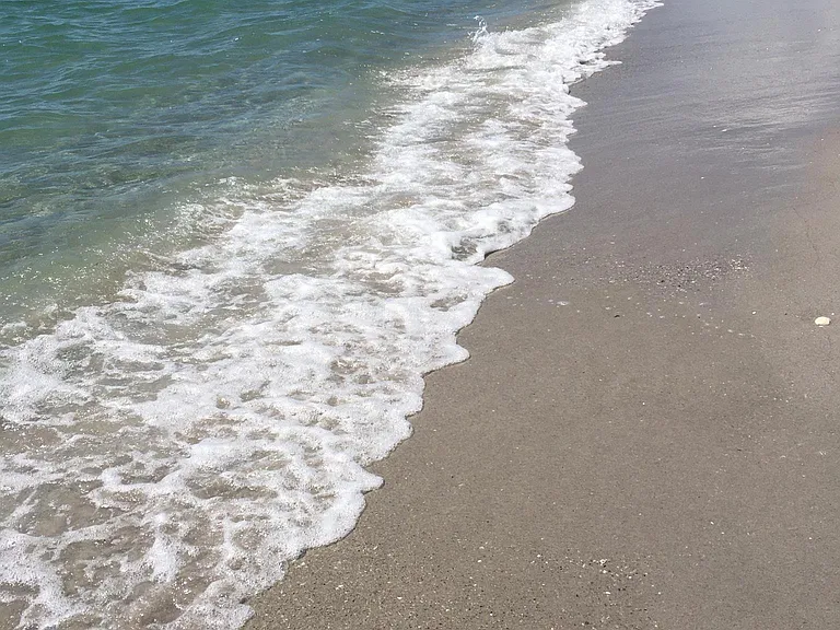 Beach:)