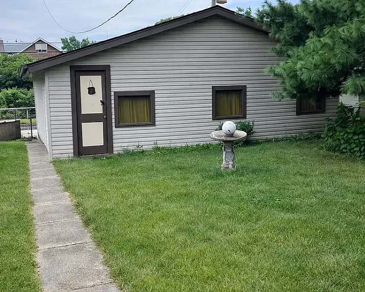 5448 Lisette Ave — Photo 11