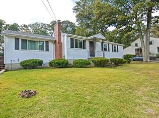 65 Roberts Rd, Ashland, MA 01721
