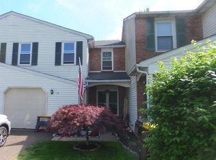 26 Lenape Dr, Sellersville, PA 18960