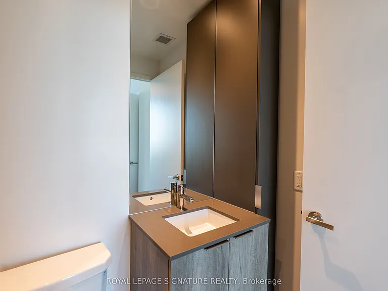 448 Burnhamthorpe Rd W #612 — Photo 12