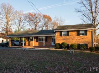 143 Oakwood Dr, Madison Heights, VA 24572