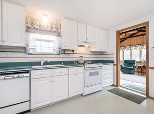 28 Teller St, Marlborough, MA 01752