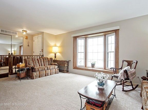 4th image of 14 Sieverwood Ct