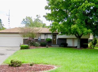 2403 Westwood Rd, Winona Lake, IN 46590