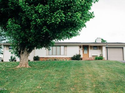 213 Cherry Ln, Bluff City, TN, 37618