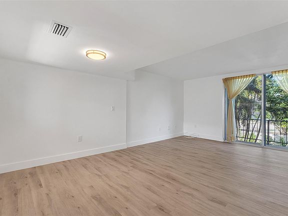 5th image of 1655 NE 115th Street #20