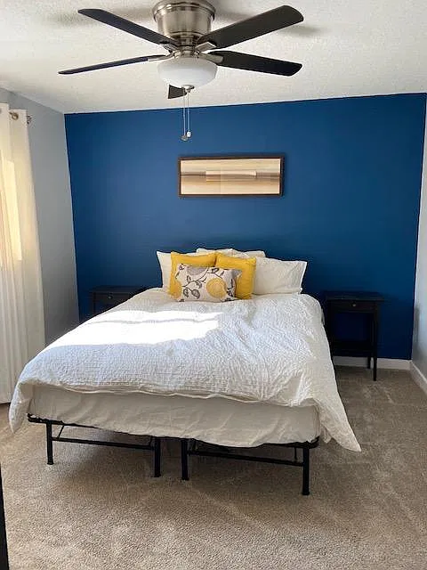 2 bed, 1.5 bath, 1024 sqft, $2,100 — Photo 2