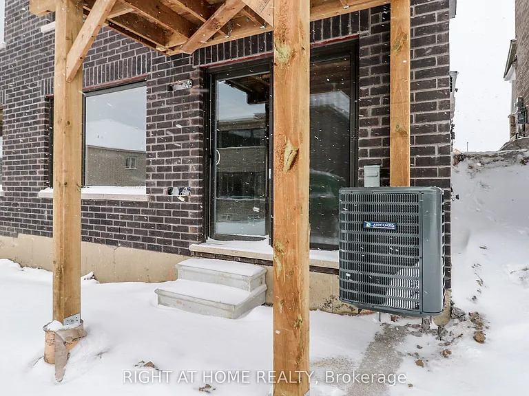18 Periwinkle Rd — Photo 43