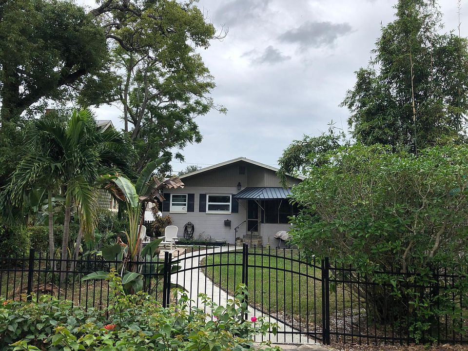 Front of House and Fenced Yard