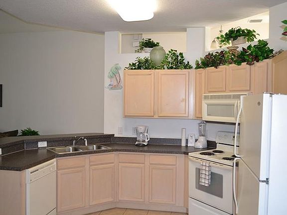 3rd image of 510 Orista Dr