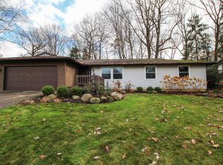 918 Oakhill Dr NE, Massillon, OH 44646