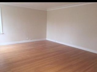 2640 W Greenleaf Ave APT 2, Chicago, IL 60645