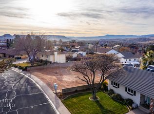 2551 W Crestview Dr, Santa Clara, UT 84765